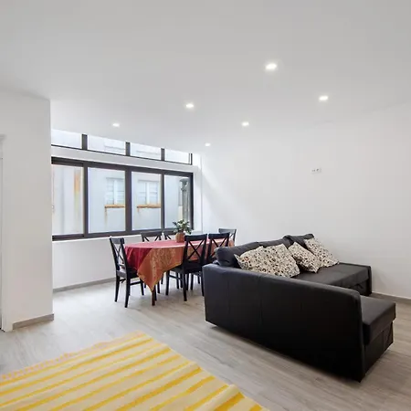 T4 Furadouro With Sea View